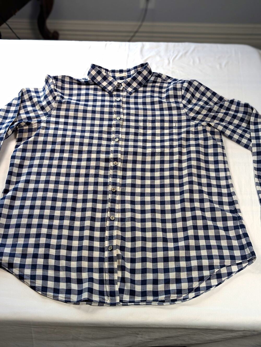 J. Crew Women’s Boy Fit Gingham Button-Down Shirt – Navy/White – Long Sleeve